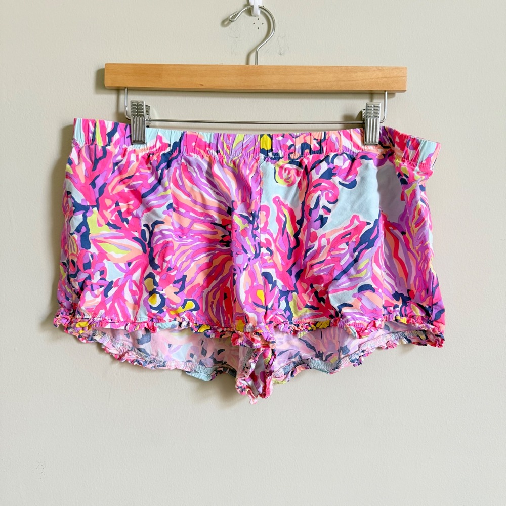 Lilly Pulitzer Women Pink Floral Rayon Elastic Waist Ruffle Hem Shorts Large